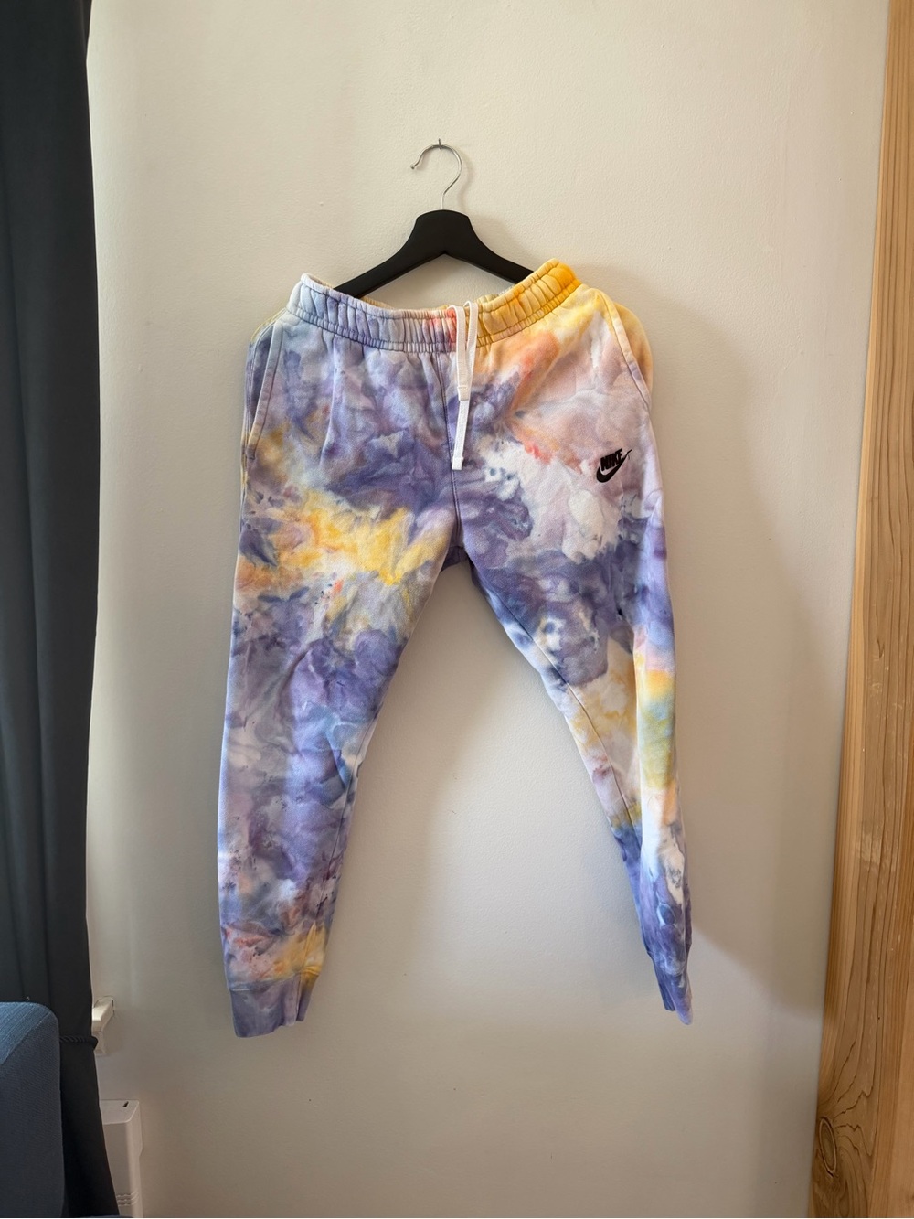 Nike Tie-Dye Hoodie & Joggers Set - Picture 7 of 13